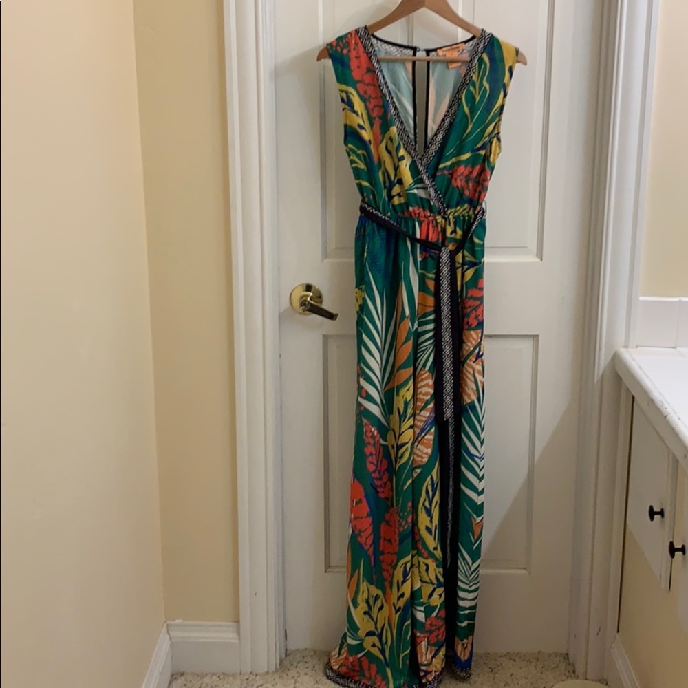 Wild Tomato kimmo suit. New! M